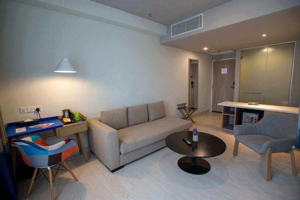 Hotel Ibis Styles Kuala Lumpur Sri Damansara Petaling Jaya Esterno foto