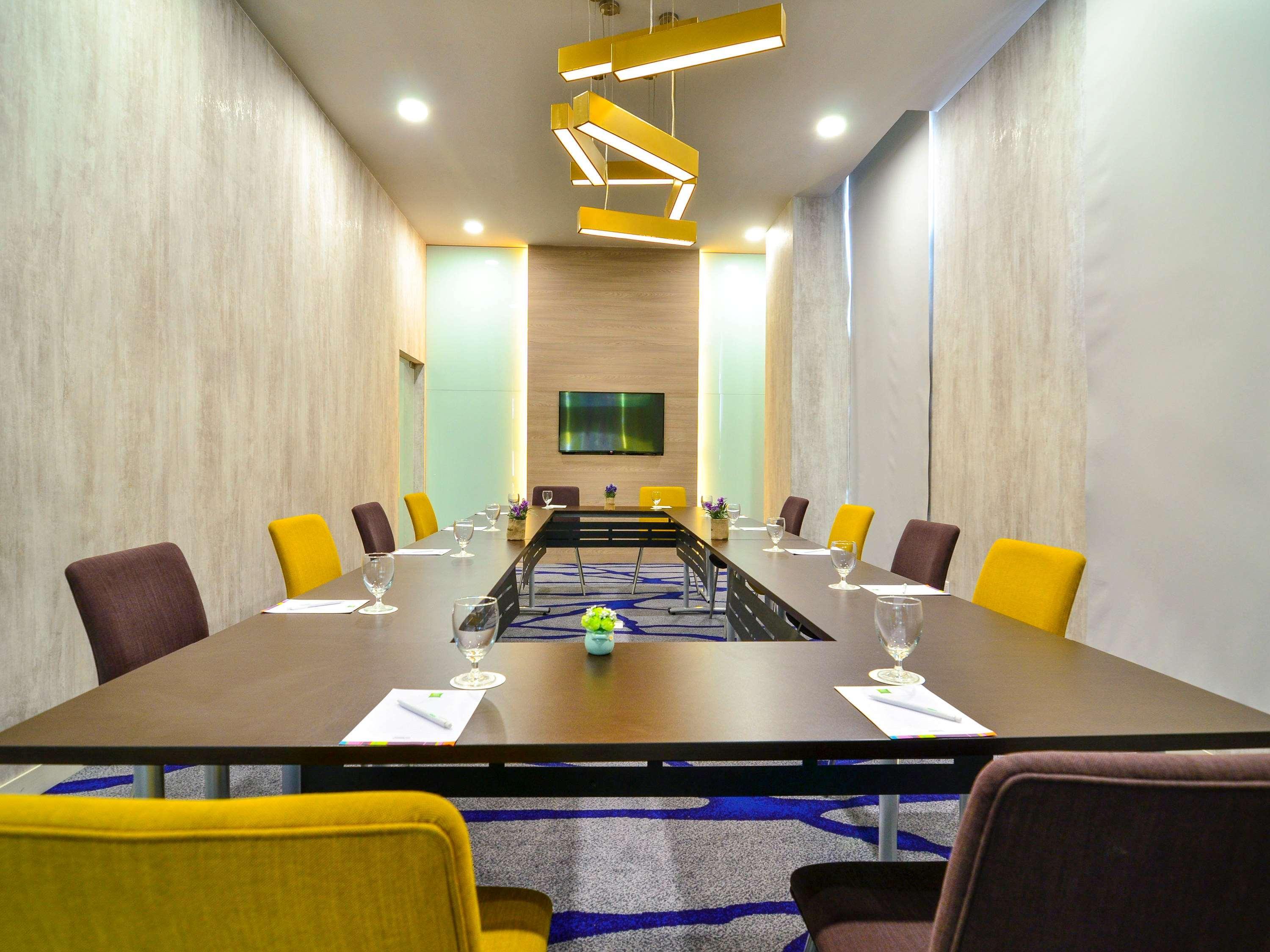 Hotel Ibis Styles Kuala Lumpur Sri Damansara Petaling Jaya Esterno foto