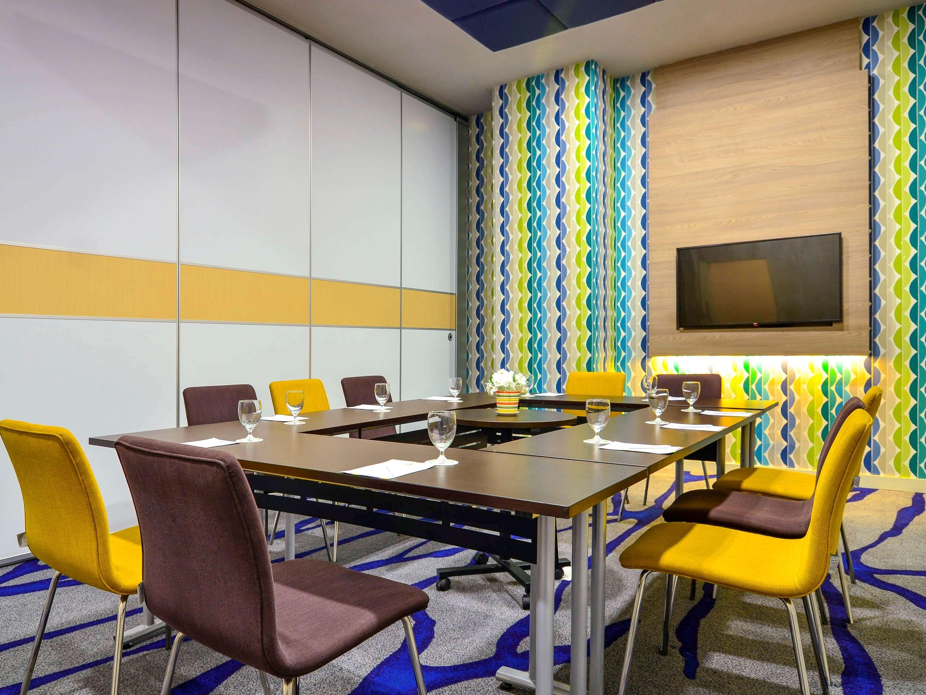 Hotel Ibis Styles Kuala Lumpur Sri Damansara Petaling Jaya Esterno foto