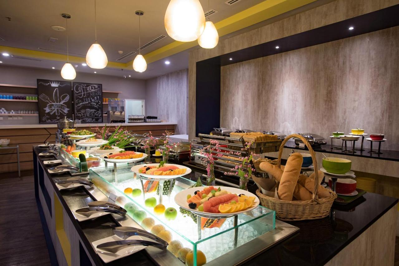 Hotel Ibis Styles Kuala Lumpur Sri Damansara Petaling Jaya Esterno foto